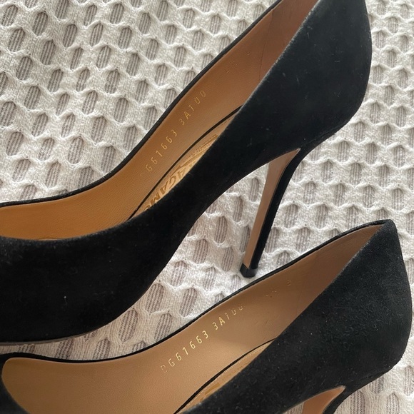 Salvatore Ferragamo Black Suede + Gold Chain Cap Tip Stilettos - 6.5 - Picture 7 of 9